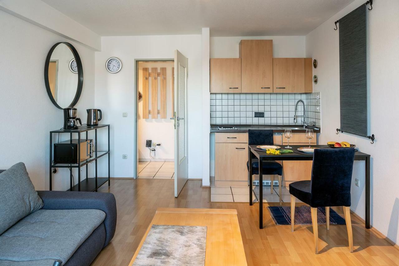 2 Wildpferdehut Apartment Essen Exterior photo